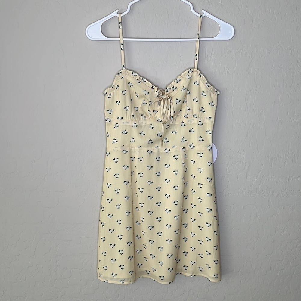Luvalot dress size 2. New, never worn.